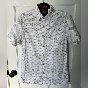Across the Pond White and Black Patterned Button Down Shirt - Size Medium